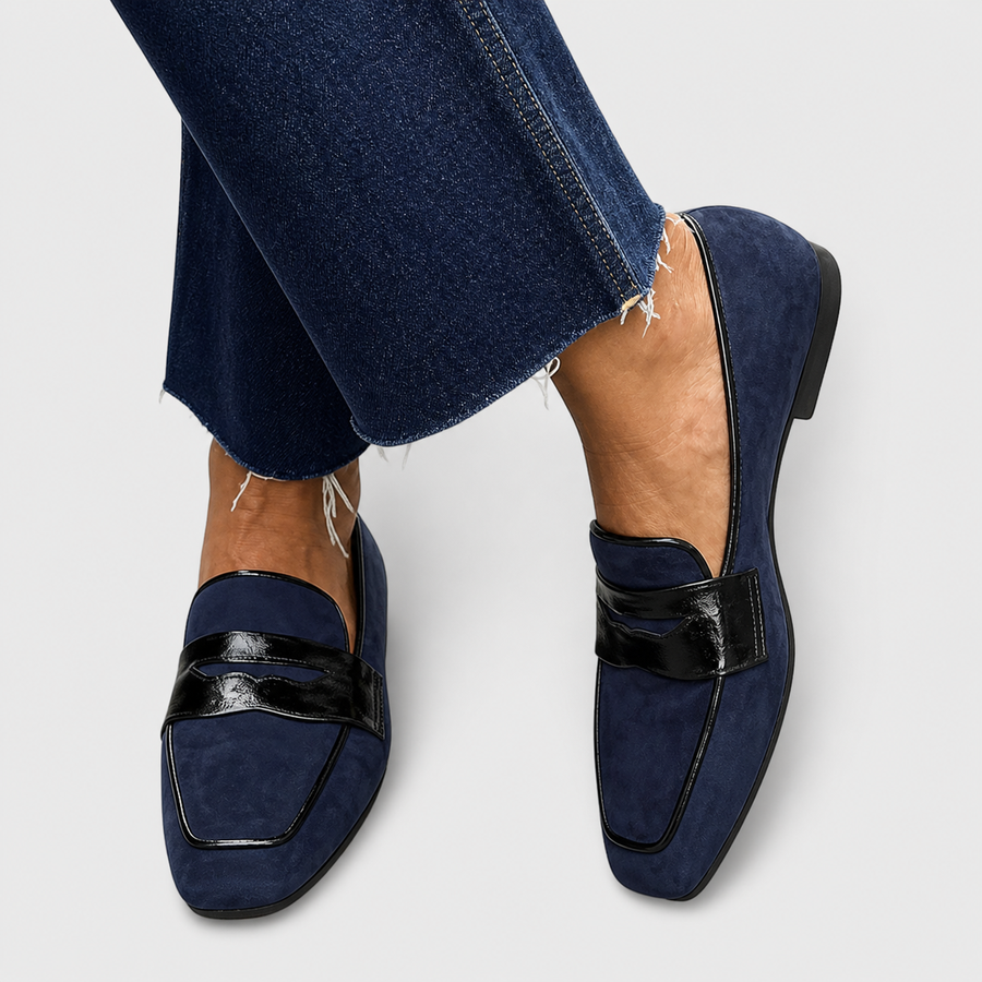 Jannie | Loafers with Navy Upper and Black Strap