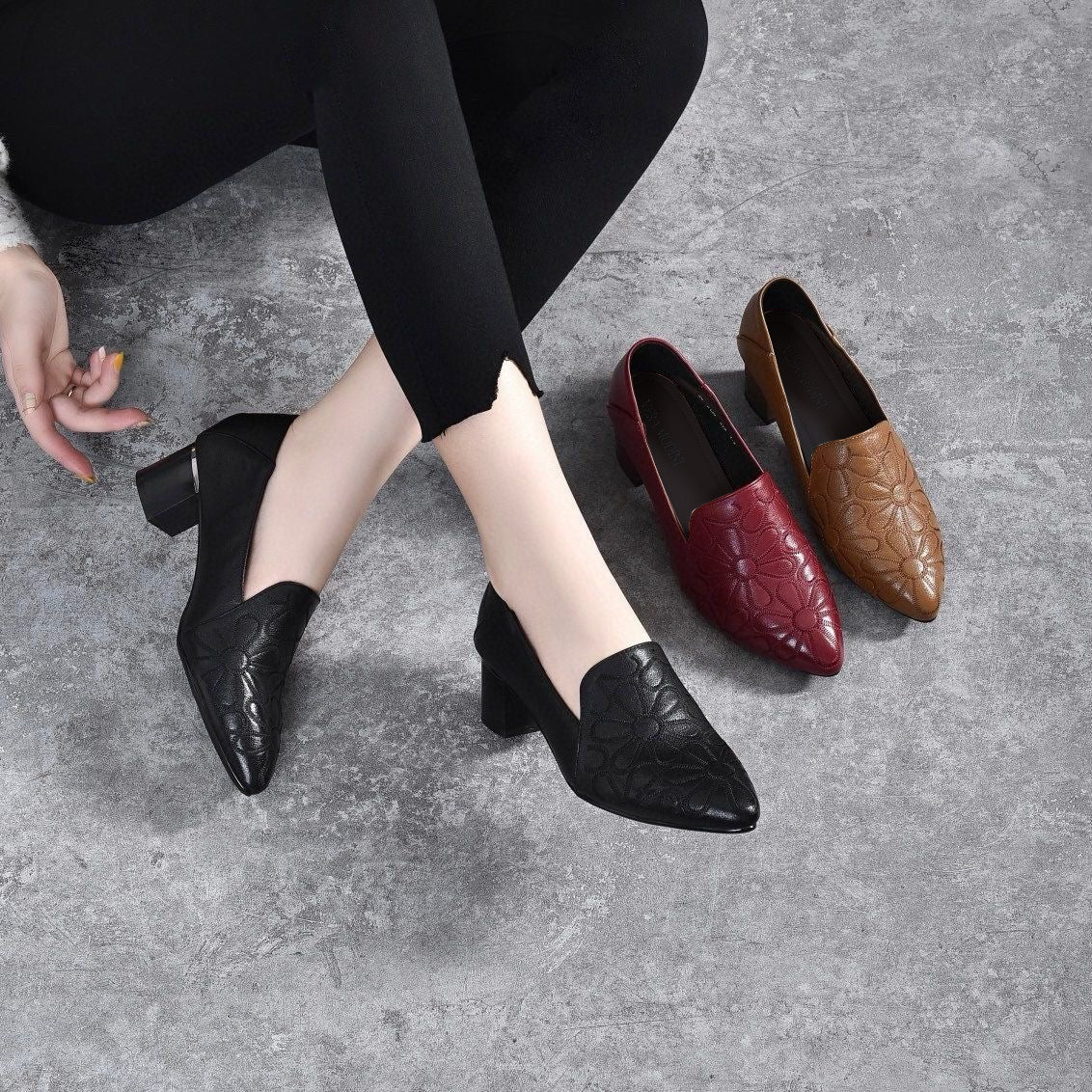 Minhora - Pointed Toe Block Heel Pumps