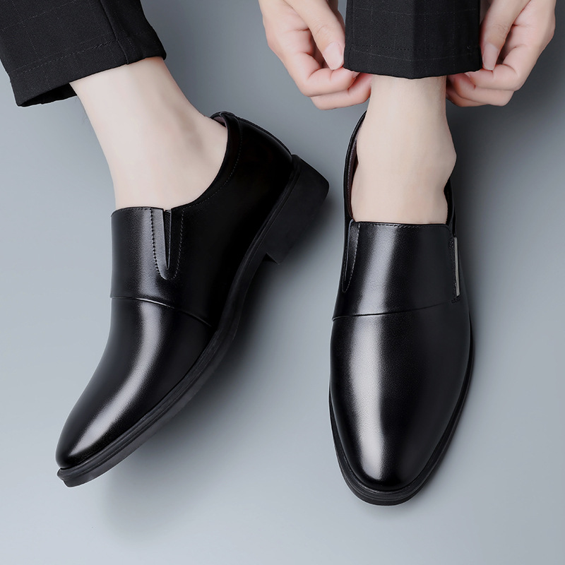 Hader - Pointed Toe Slip On Loafers