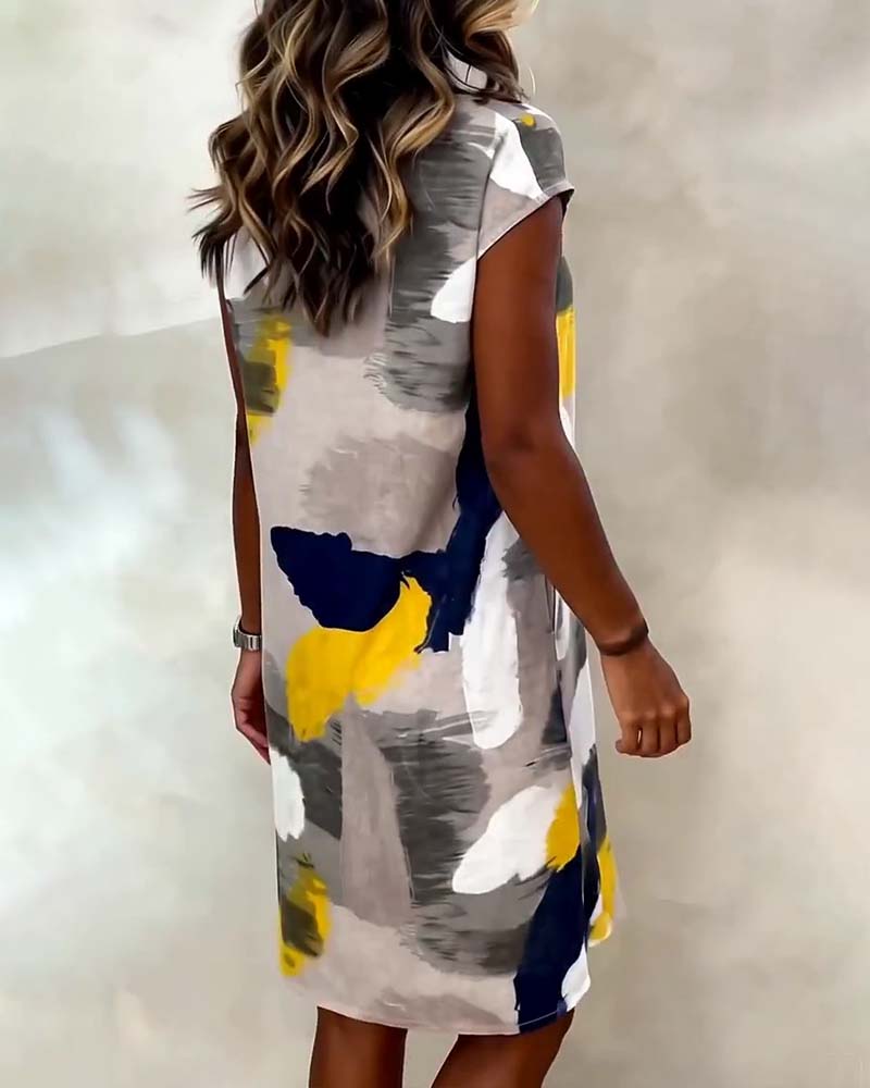 Addie | Abstract Print Short Sleeve Shift Dress