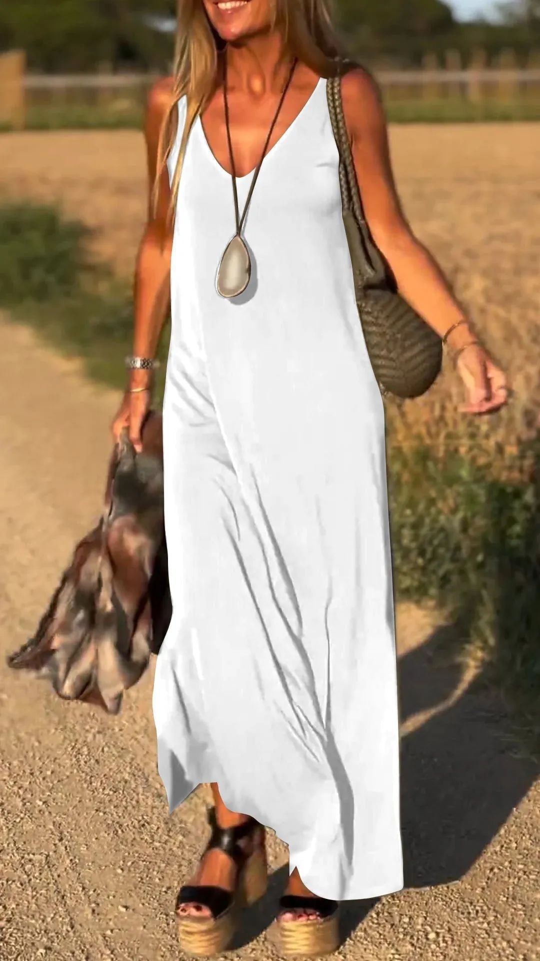 Evelyne | V-Neck Sleeveless Maxi Summer Dress