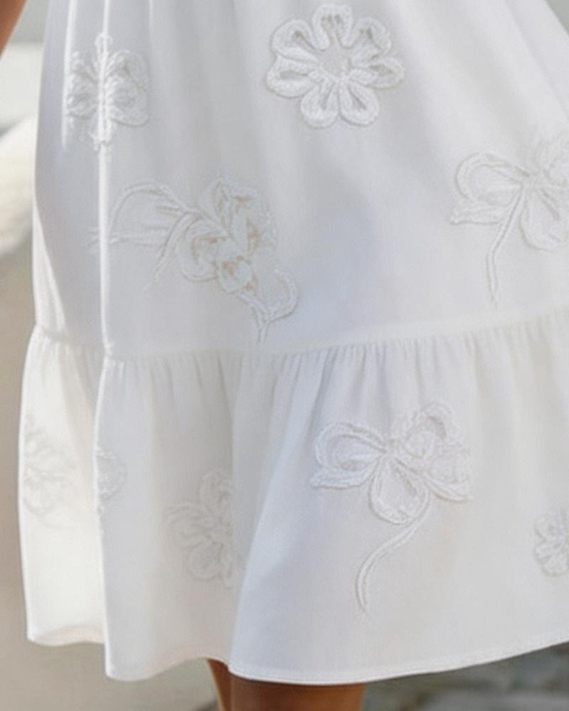 Nija | Dress with V-Neck Ruffles and Embroidery