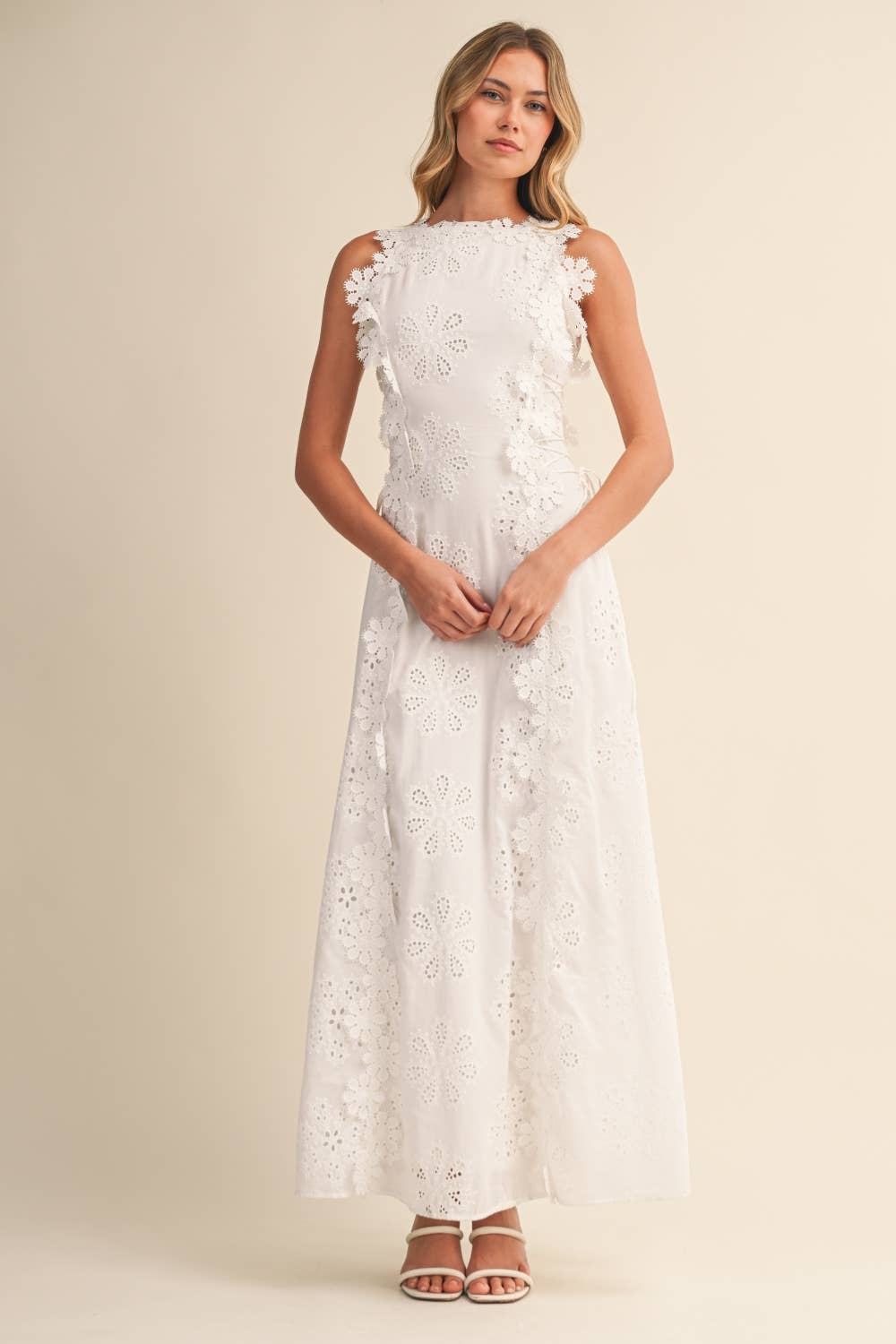 Azalia | Sleeveless White Floral Lace Maxi Dress