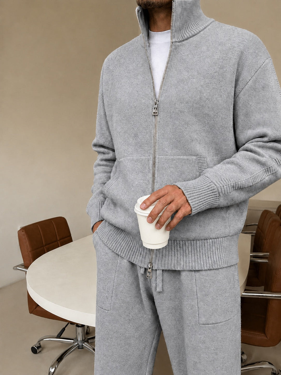 Mirjam | Tracksuit with Stand Collar and Zip Front