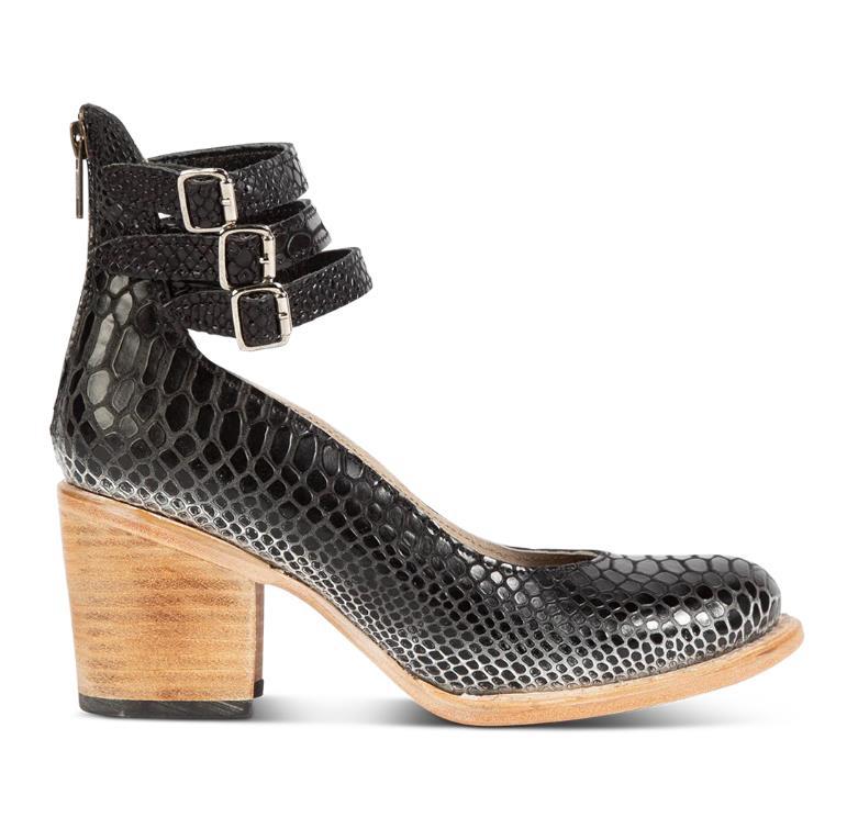 Steffie – Wooden Block Heel Strap Shoes