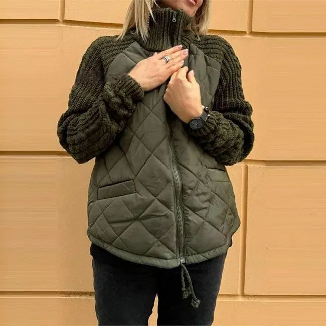 Daphne | Quilted Jacket with Knitted Sleeves