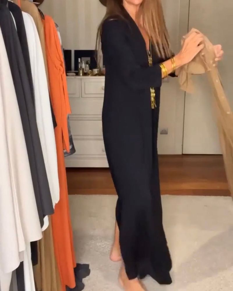 Deynia | V Neck Three Quarter Sleeve Maxi Dress