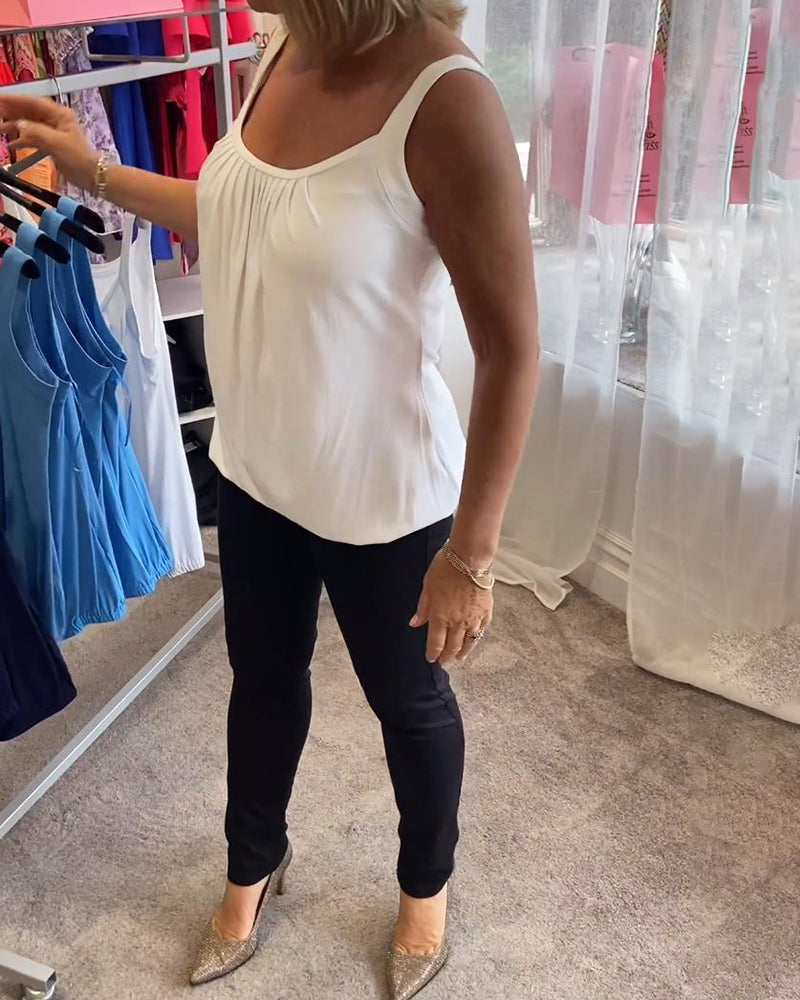 Hanner | Pleated Sleeveless Scoop Neck Top