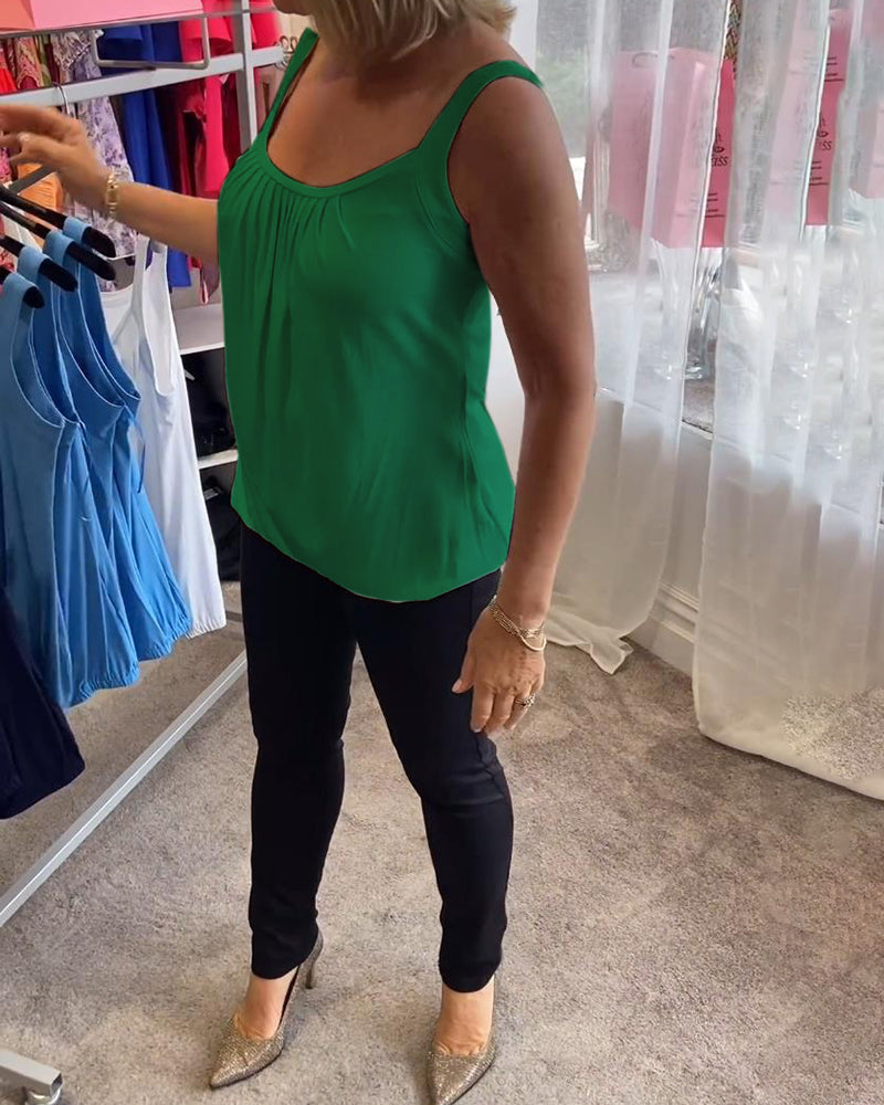 Hanner | Pleated Sleeveless Scoop Neck Top