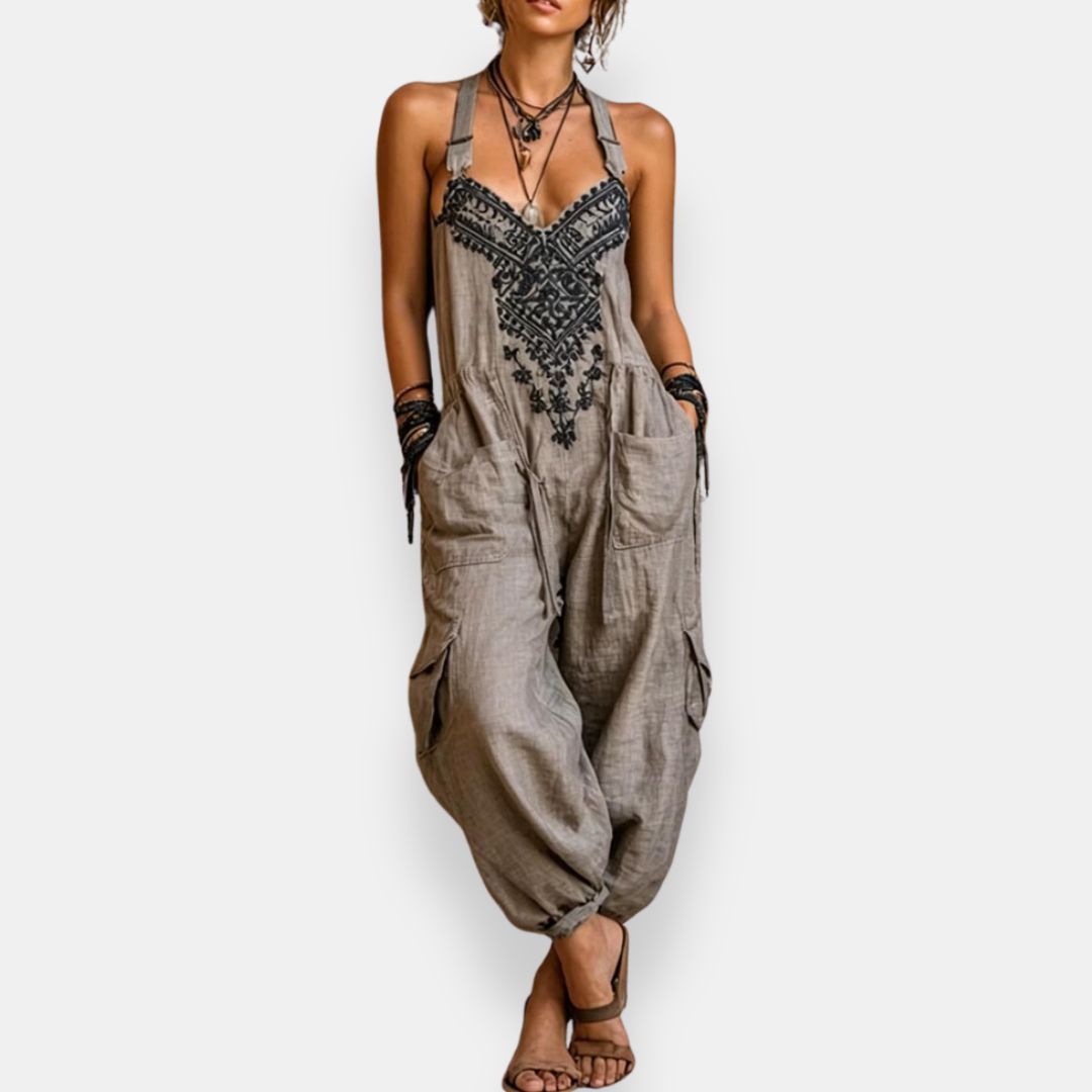 Lynzia | Jumpsuit With Embroidery And Cargo Pockets