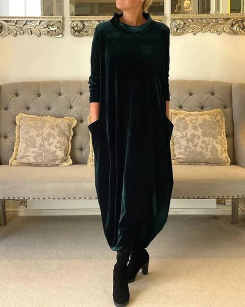 Layeena | Velvet Pocket Midi Dress