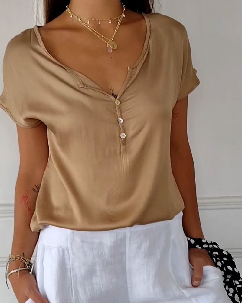Julity | Button Neck Short Sleeve Relaxed Blouse