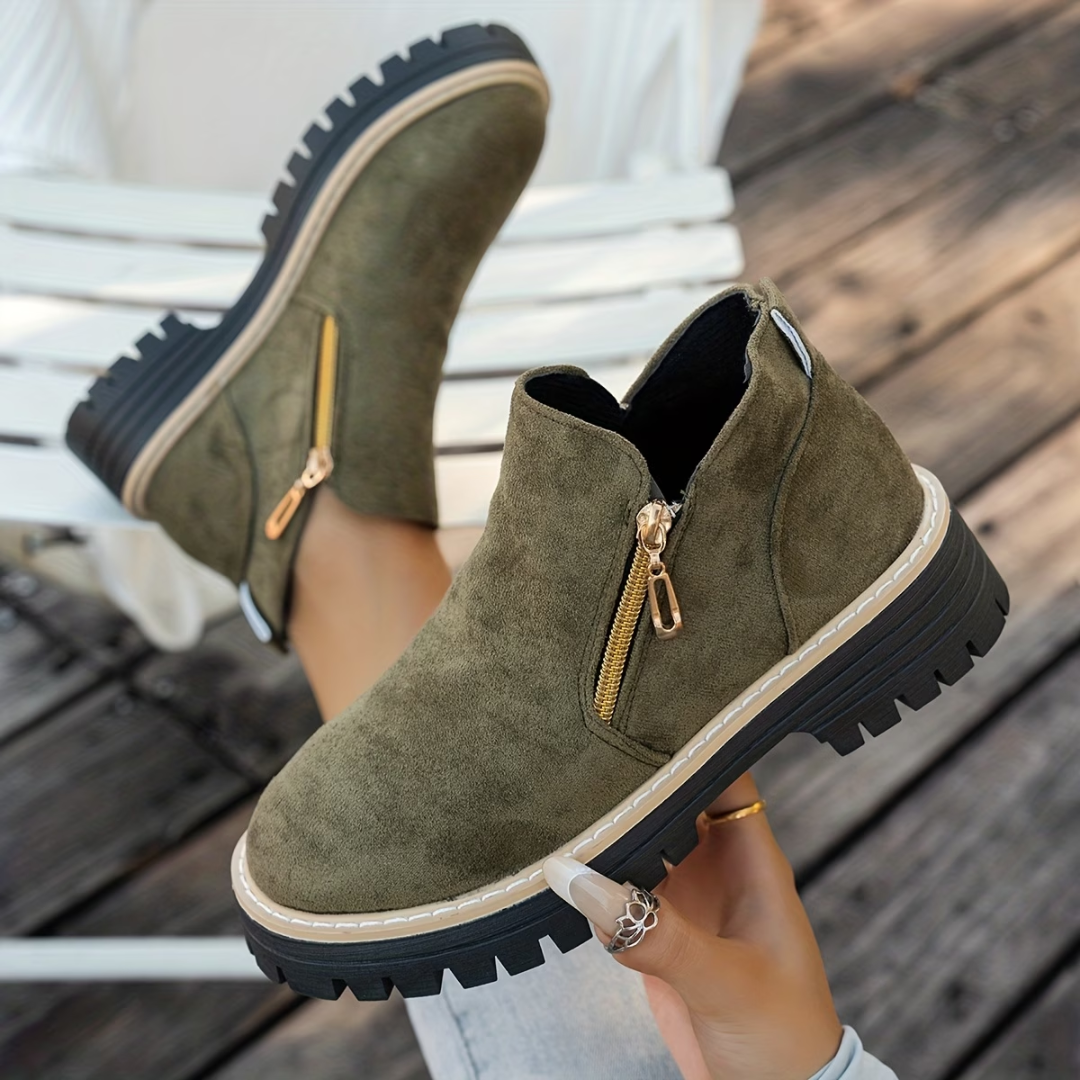 Gwenetora | Suede Ankle Boots with Side Zip