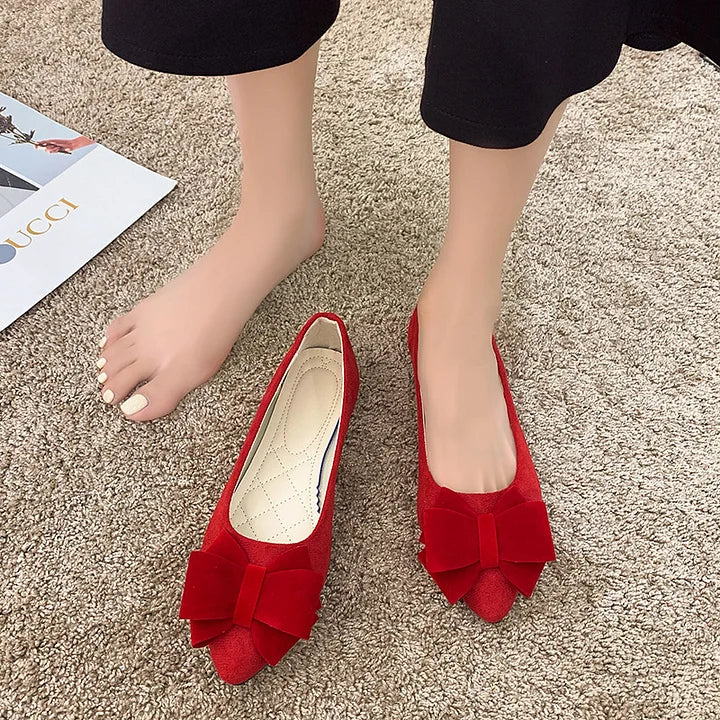 Fiamavetta | Elegant Bow Low Block Heel Pumps