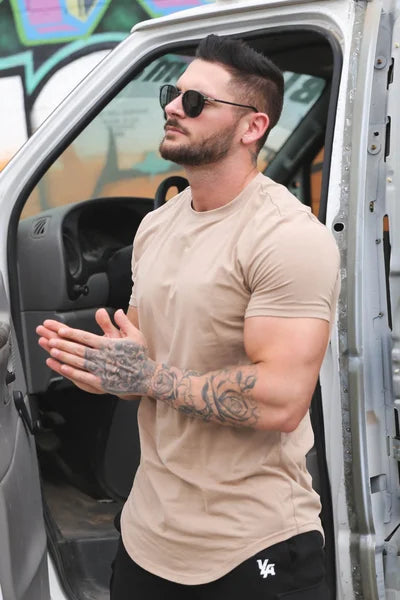 Maxwell - Curved Hem Short Sleeve T Shirt