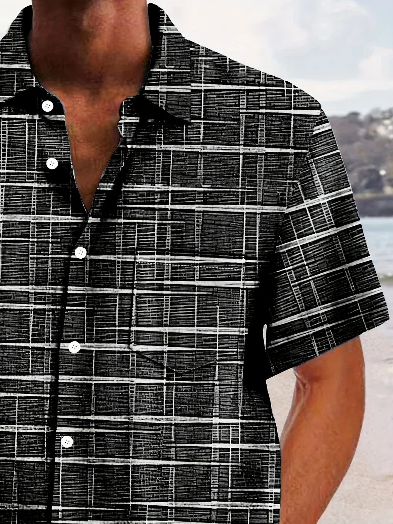 Haroyan | Short Sleeve Plaid Pattern Shirt