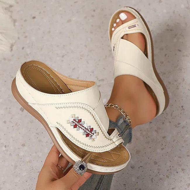 Jacky | Slide Sandals with Embroidered Cutout Straps
