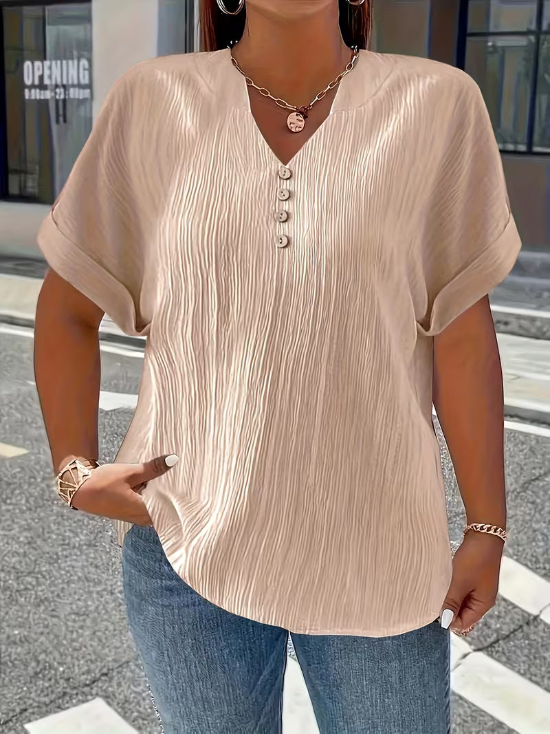 Mrella | T-Shirt with V-Neck and Button Front
