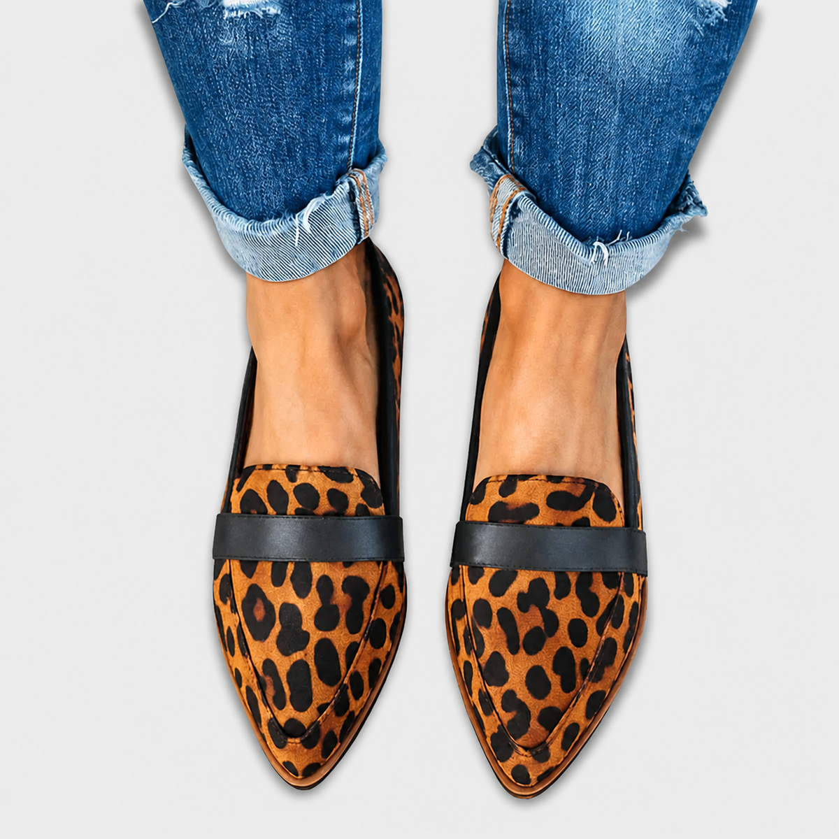 Brunhilde | Pointed Toe Loafers with Front Strap