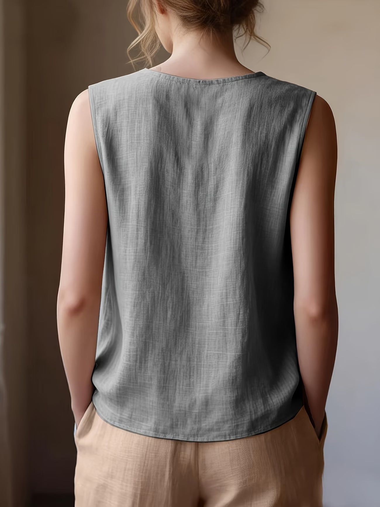 Safiya | Sleeveless Ruffle Neck Relaxed Blouse
