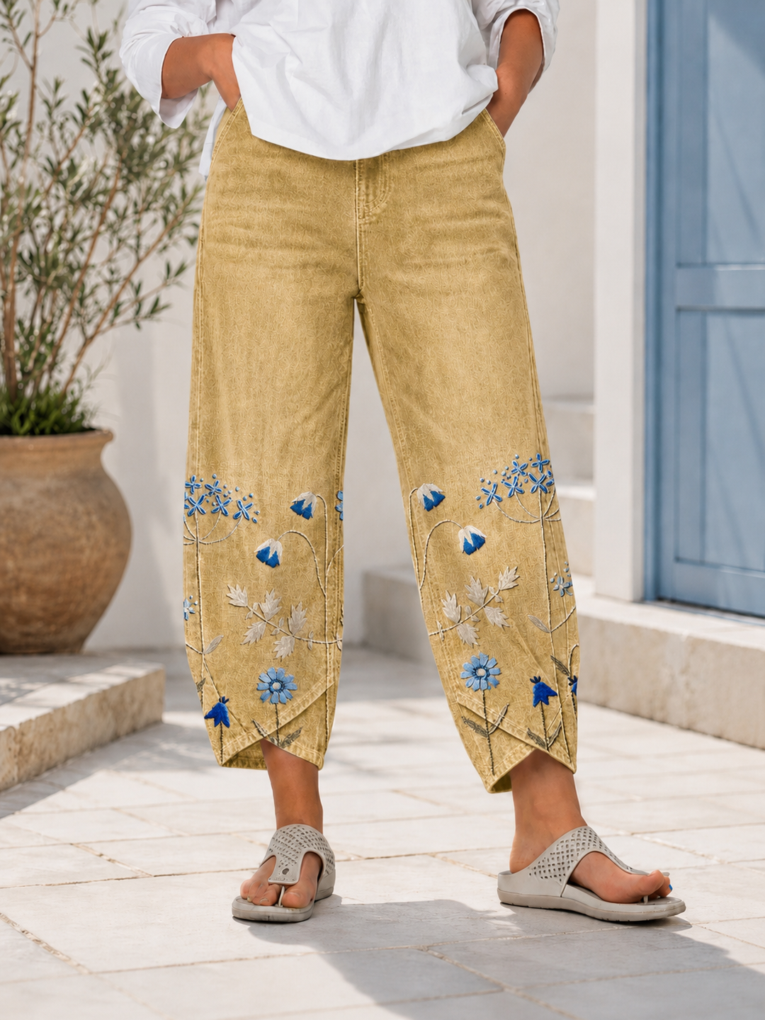 Selcen | Floral Embroidered Cropped Wide Leg Trousers