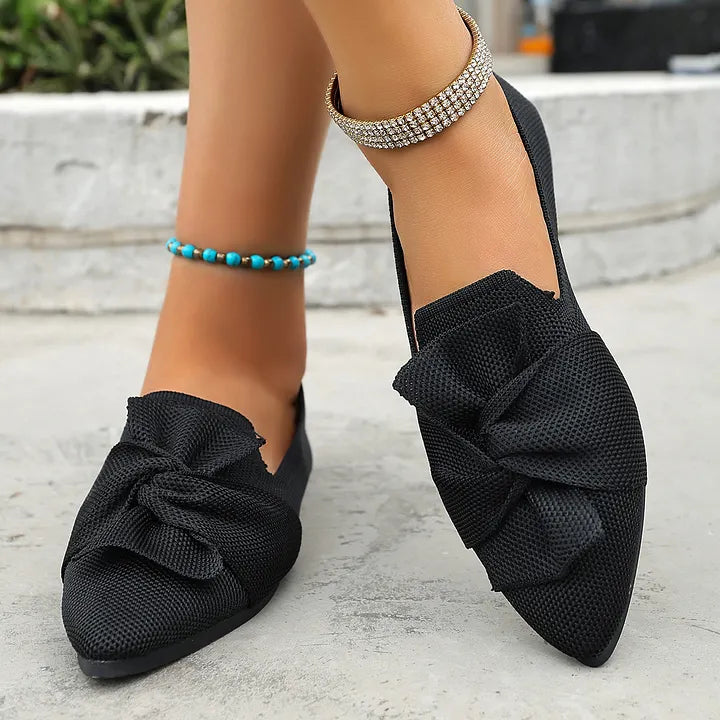 Hiromi | Pointed Toe Bow Front Flat Shoes