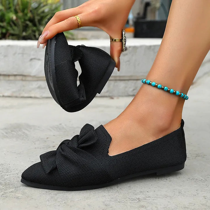 Hiromi | Pointed Toe Bow Front Flat Shoes