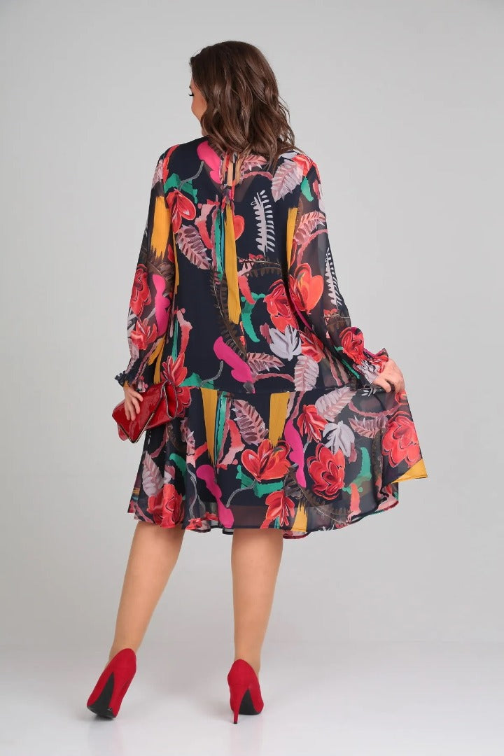 Vinoshika | Floral Long Sleeve Midi Dress