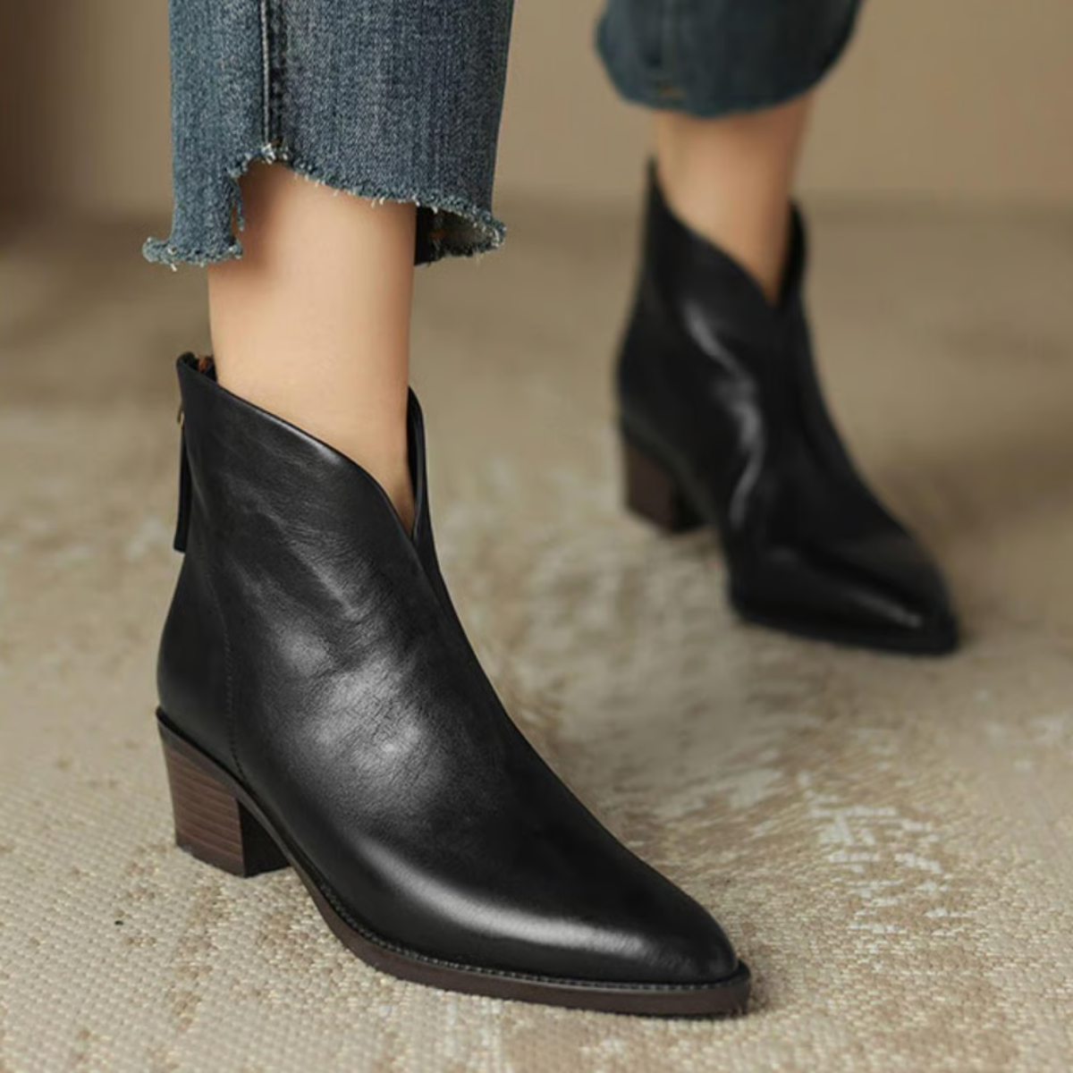 Corien | Ankle Boots with Pointed Toes and Block Heels