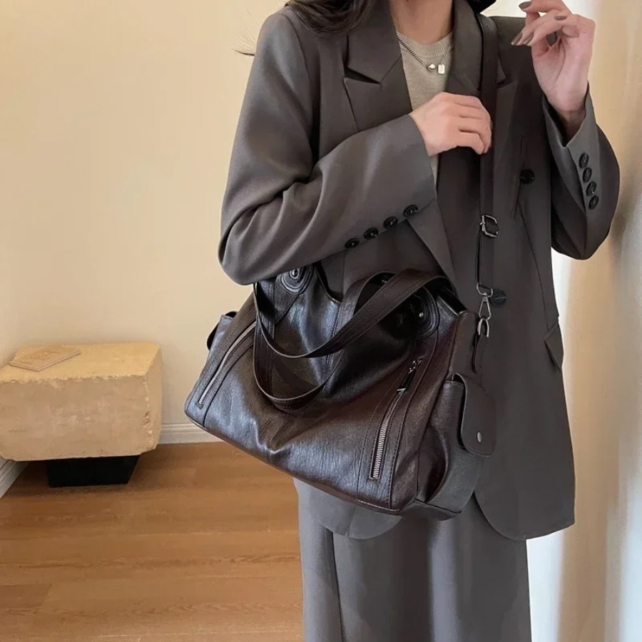 Lynn | Large Shoulder Tote Bag with Zip Pockets