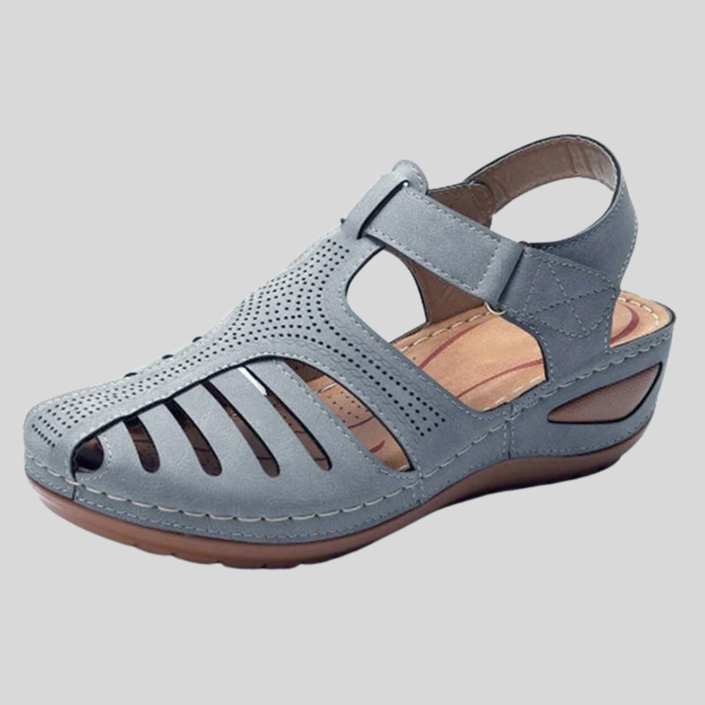 Leola | Closed Toe Cut-Out Outdoor Sandals