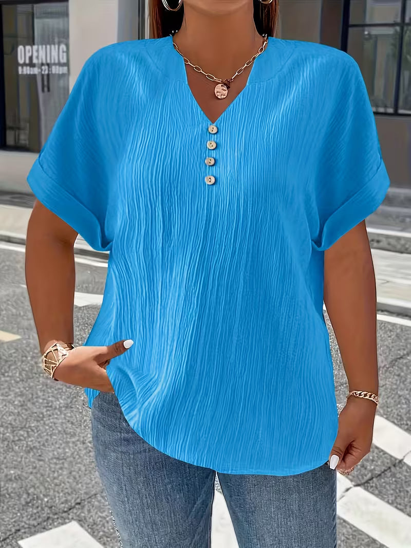 Mrella | T-Shirt with V-Neck and Button Front