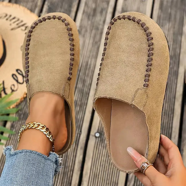 Wendi | Slip-On Round Toe Suede Clogs