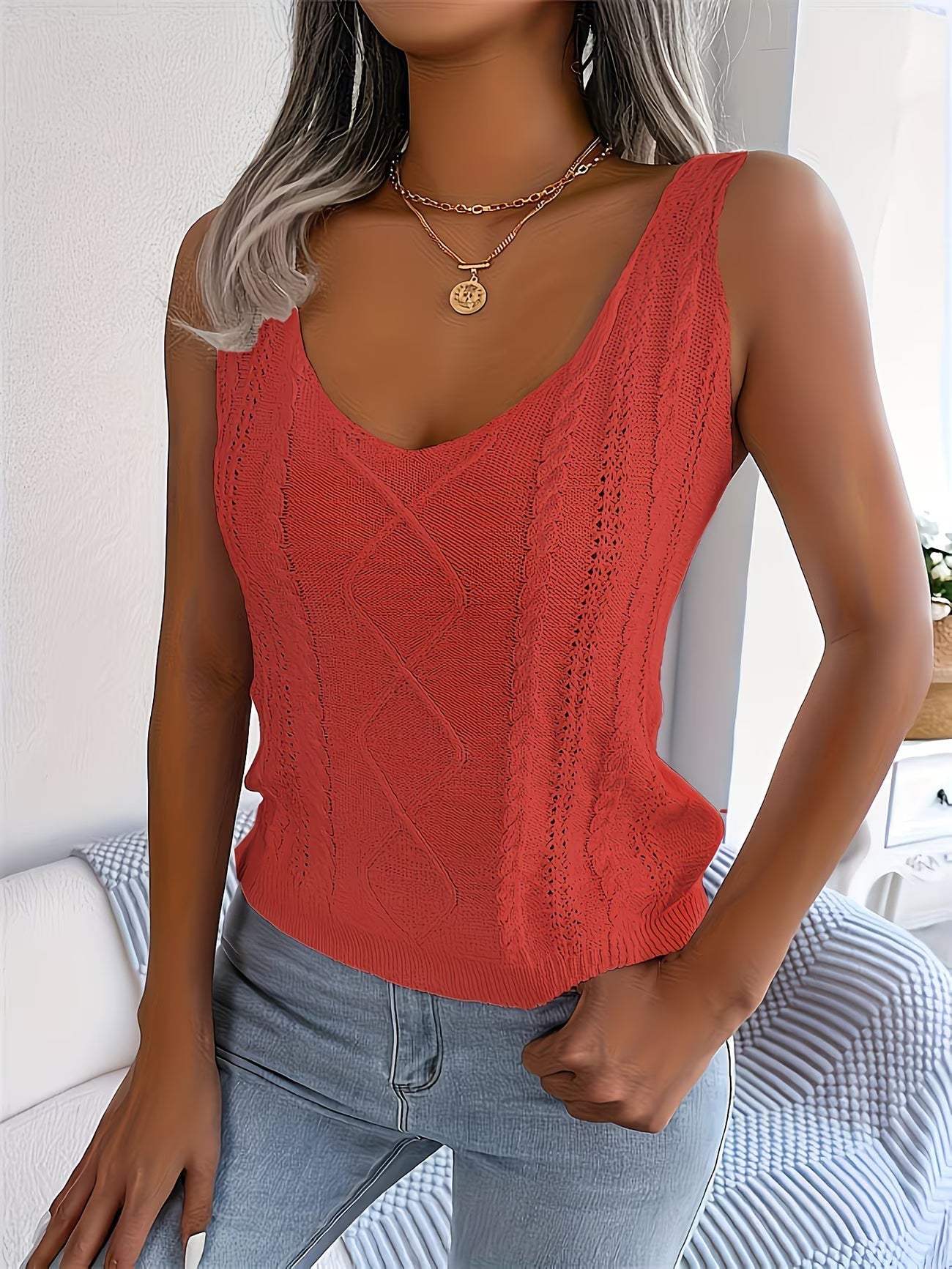 Nayla | Cable Knit V-Neck Sleeveless Top