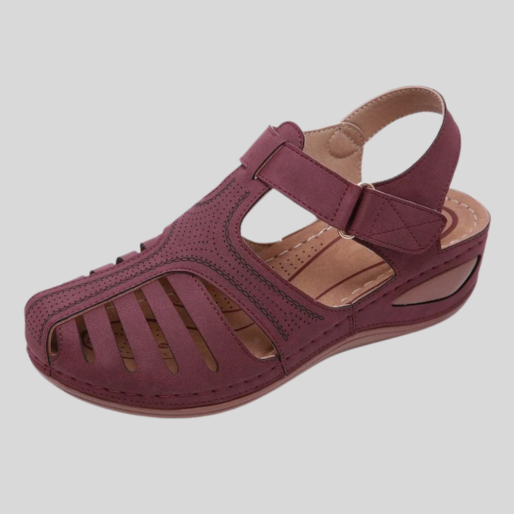 Leola | Closed Toe Cut-Out Outdoor Sandals