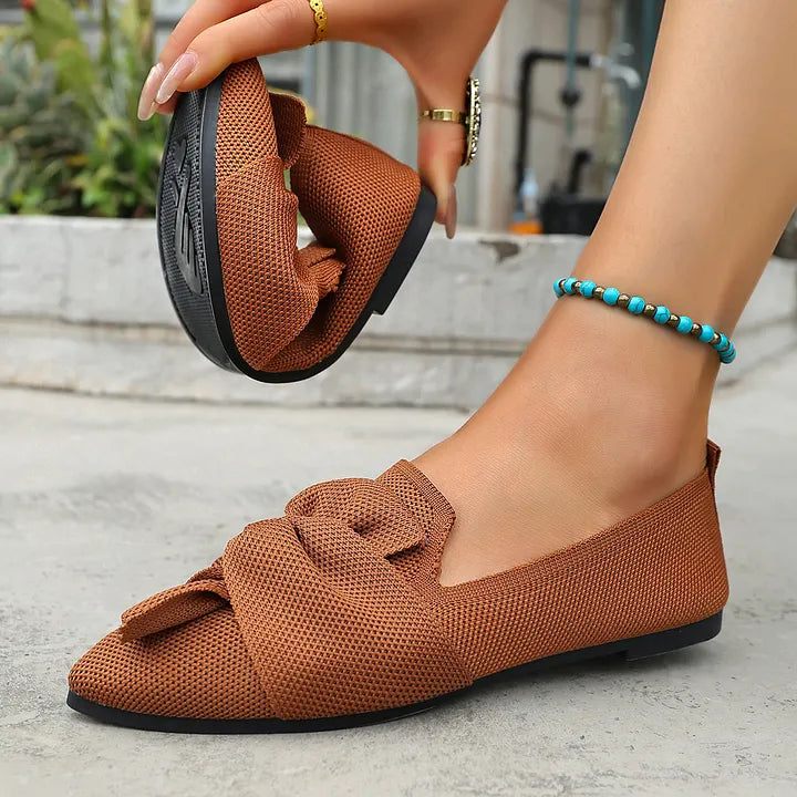 Hiromi | Pointed Toe Bow Front Flat Shoes
