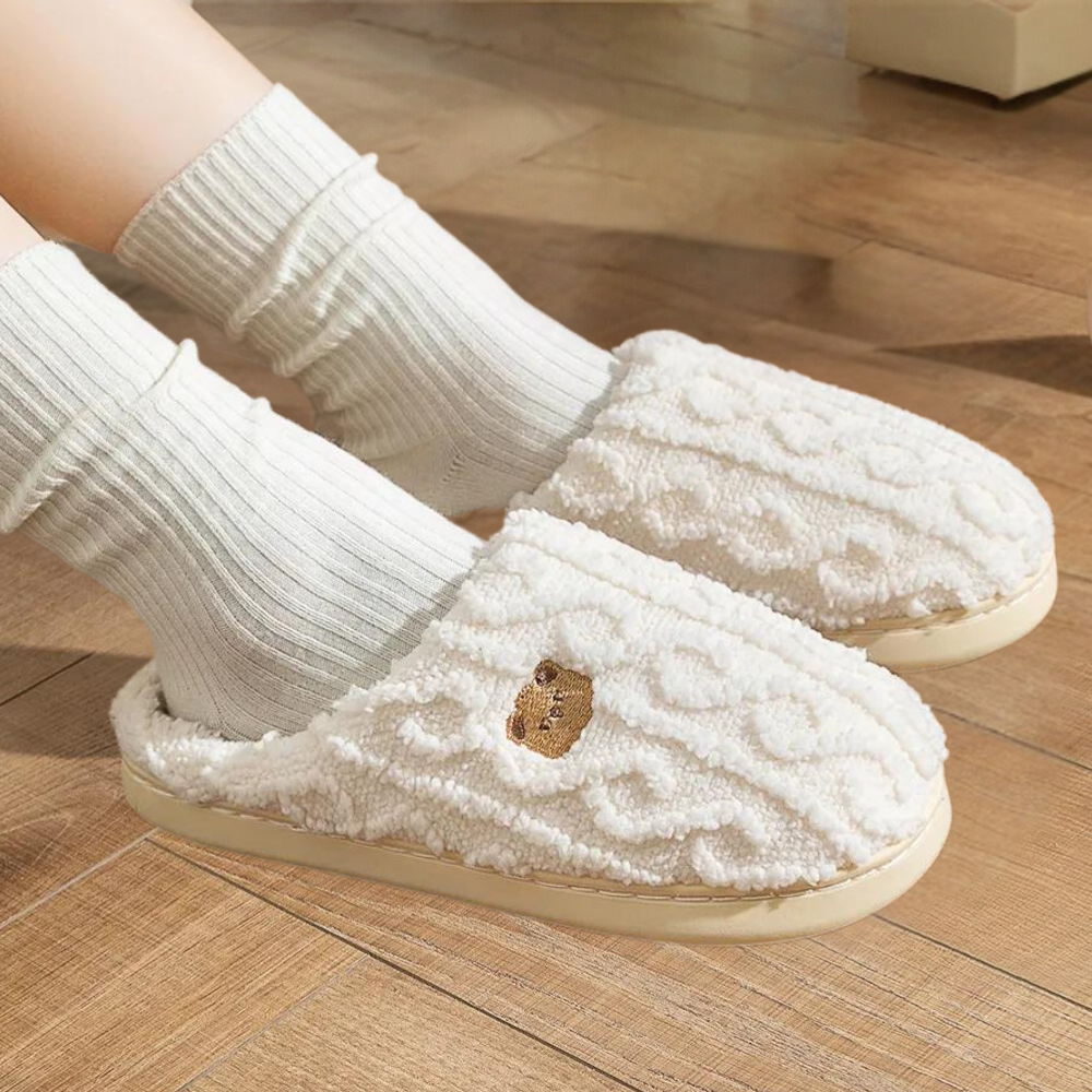 Chantal | Closed Toe Slippers with Plush Texture