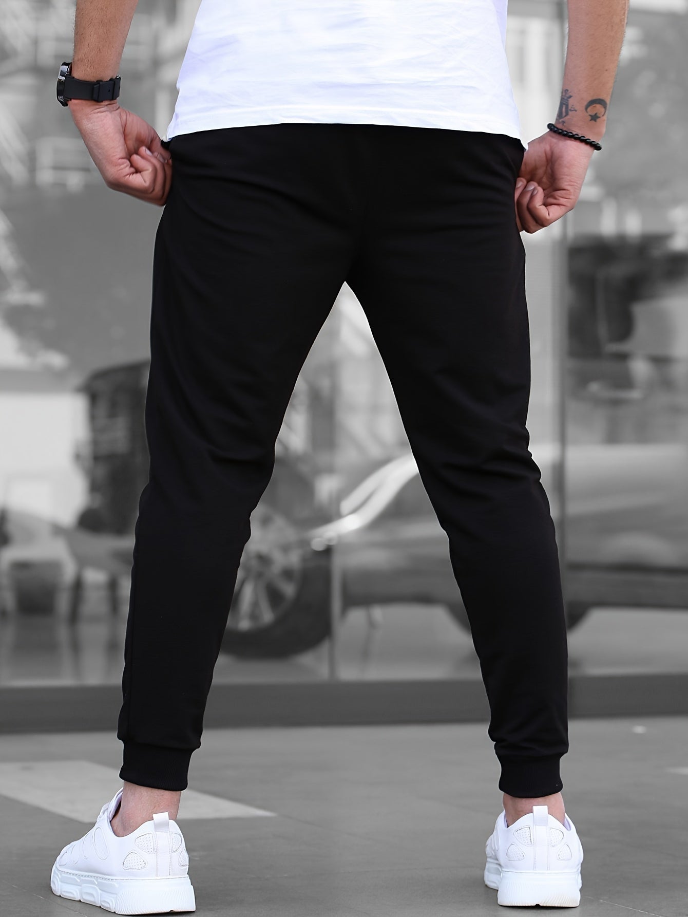 Cleiton | Drawstring Tapered Jogger Trousers