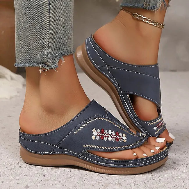 Jacky | Slide Sandals with Embroidered Cutout Straps