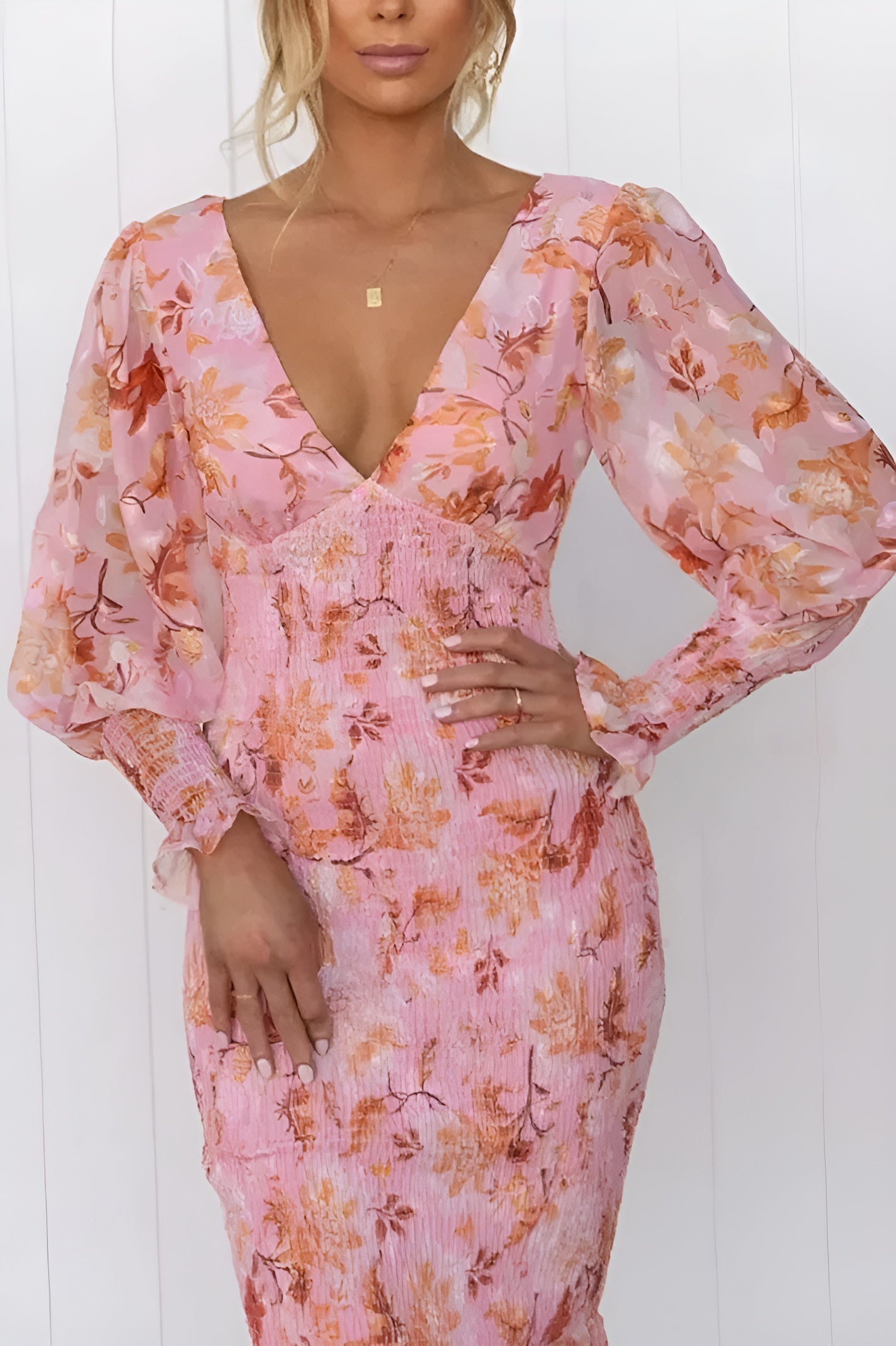 Nayra | Midi Dress Floral V Neck Long Sleeve