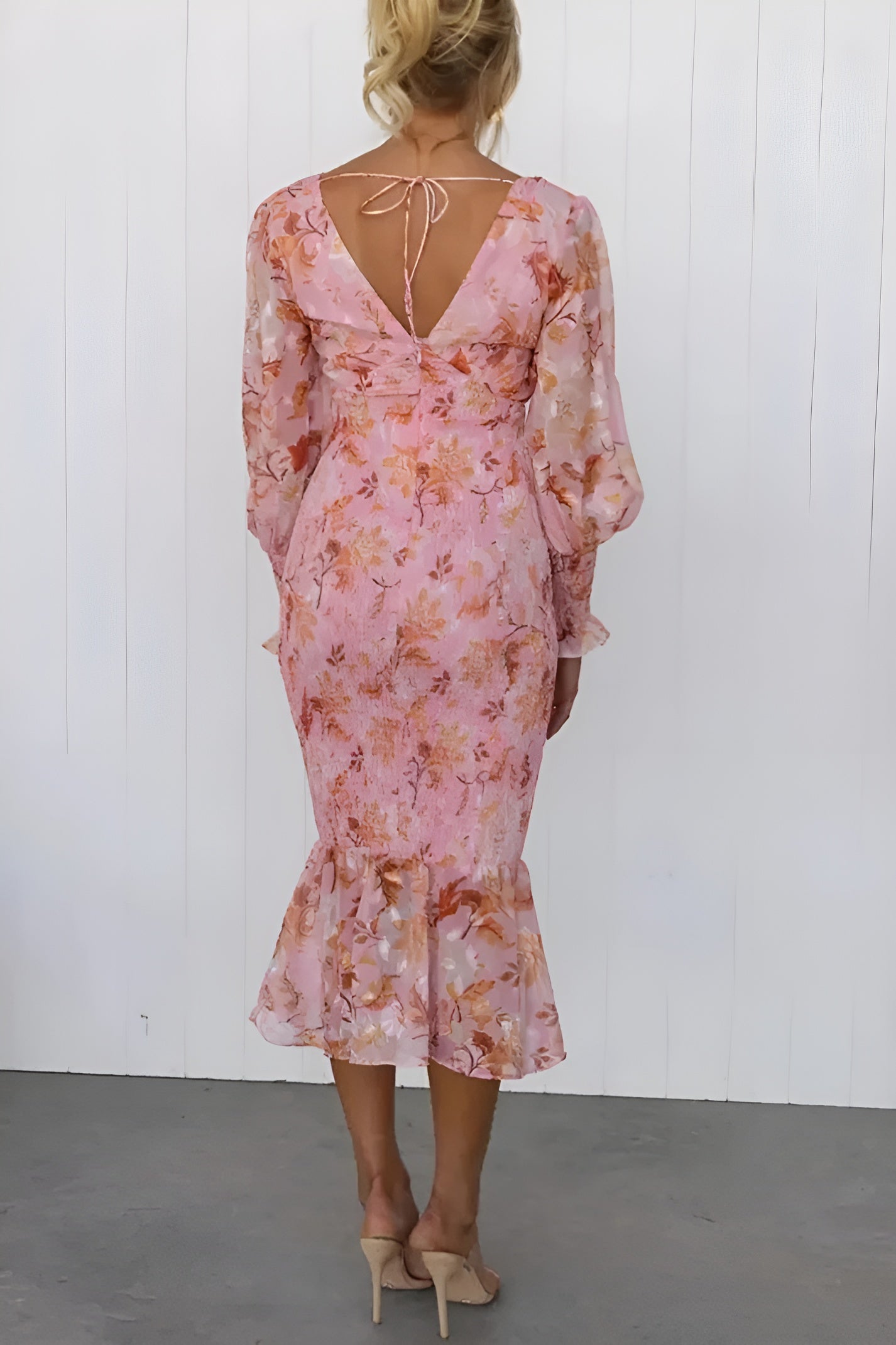 Nayra | Midi Dress Floral V Neck Long Sleeve