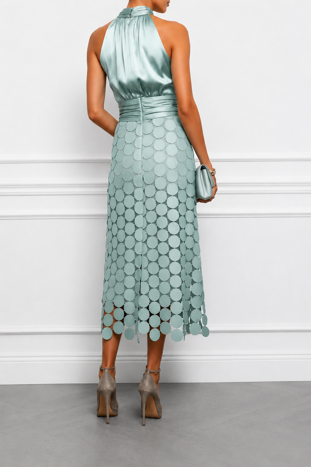 Rinldo | Halter Neck Pleated Midi Dress