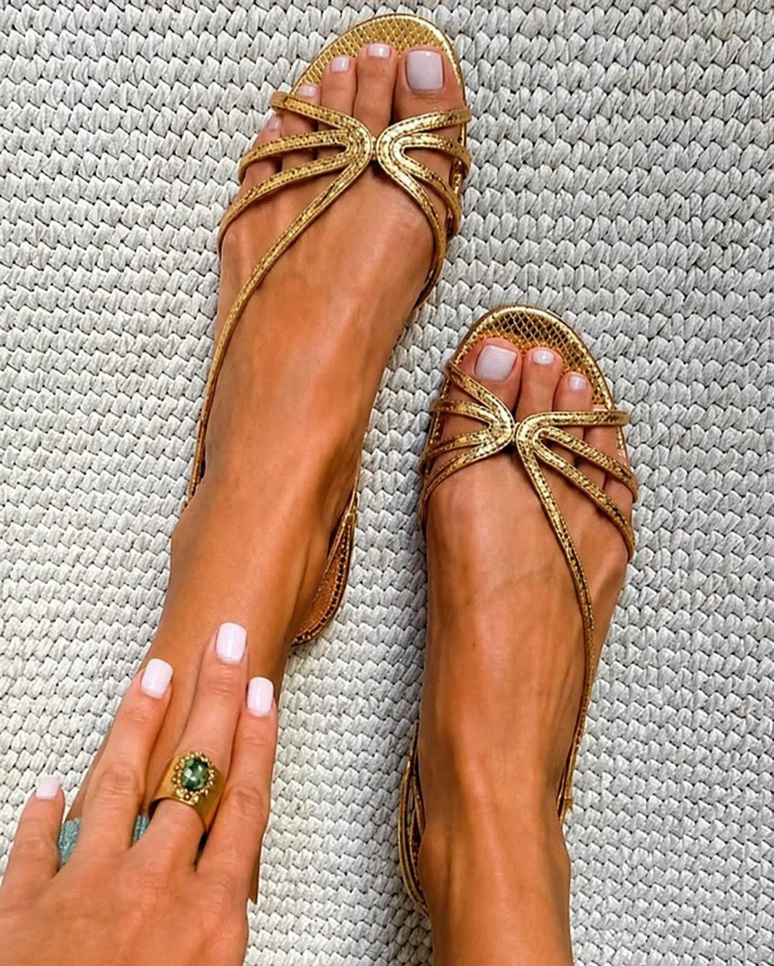 Schila | Strappy Open Toe Flat Sandals