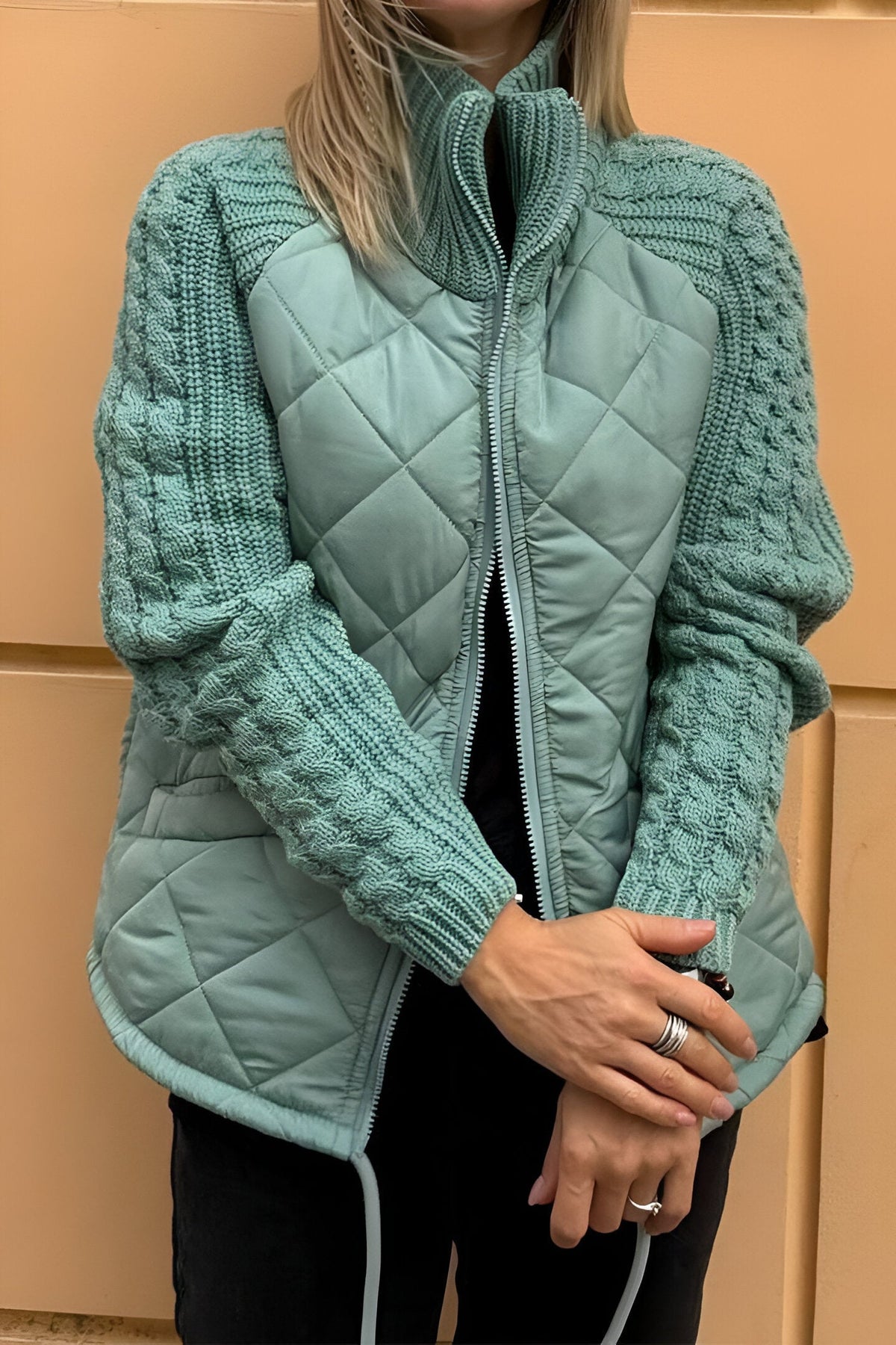 Leonarda | Quilted Zip Jacket with Knitted Sleeves