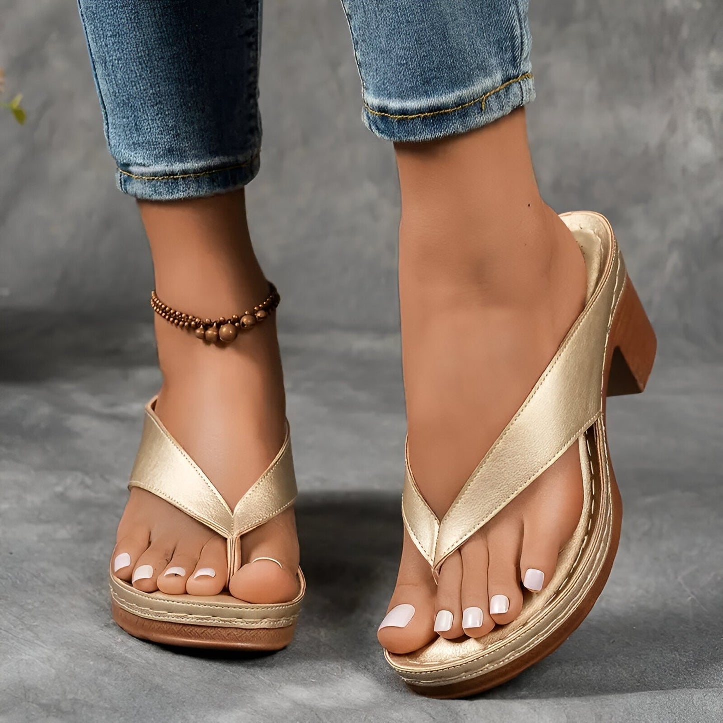 Gerta | Block Heel Toe Post Sandals