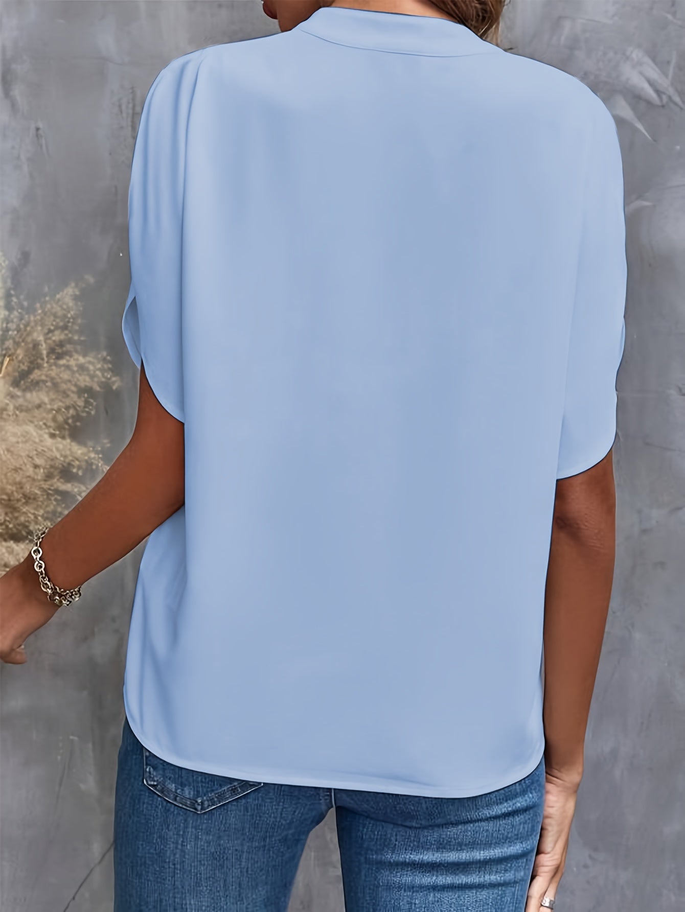 Carros | V-Neck Satin Short Sleeve Blouse