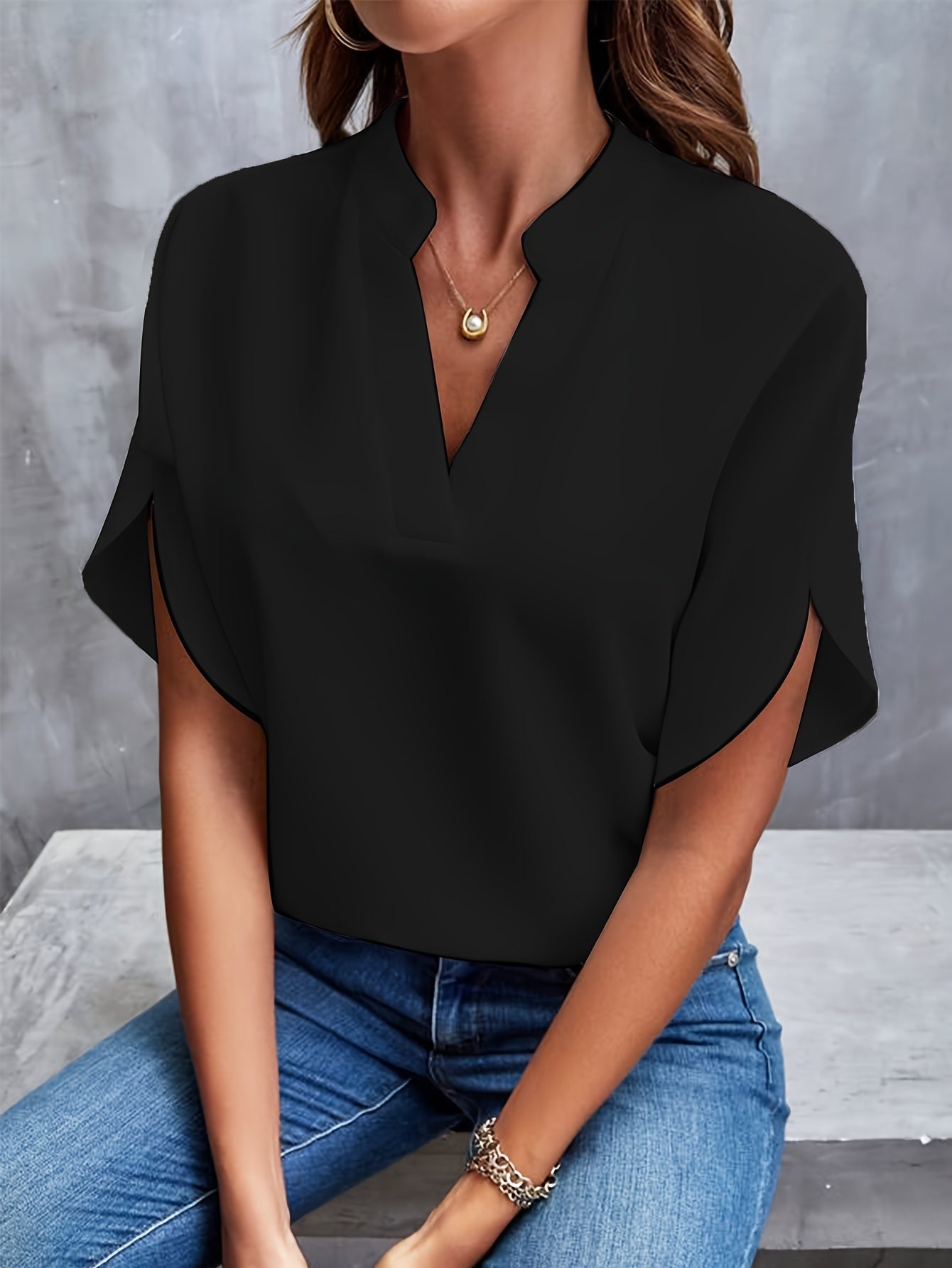 Carros | V-Neck Satin Short Sleeve Blouse