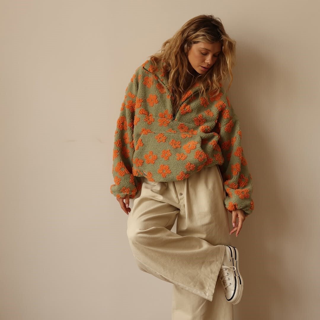Elisabete | Floral Pullover with Half Zip and Oversized Fit
