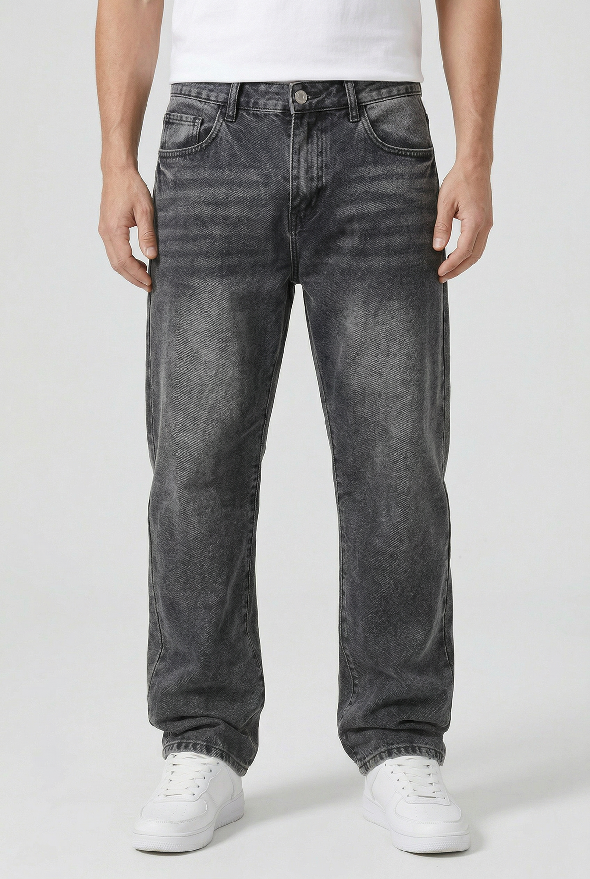 Bullock | Relaxed Straight Leg Jeans with Faded Finish