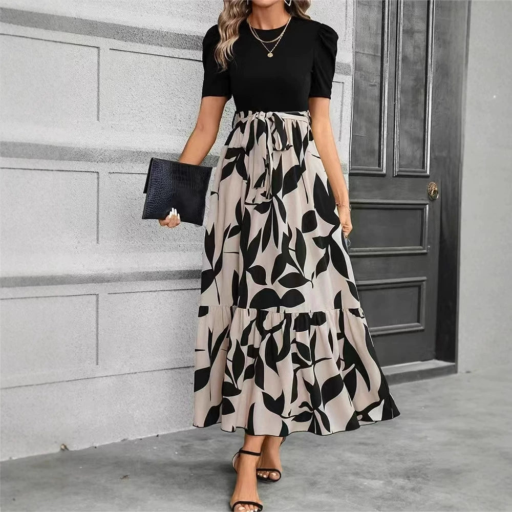 Nuray | Dress with Short Sleeves and Floral Skirt